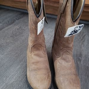 Cody James cowboy boots
